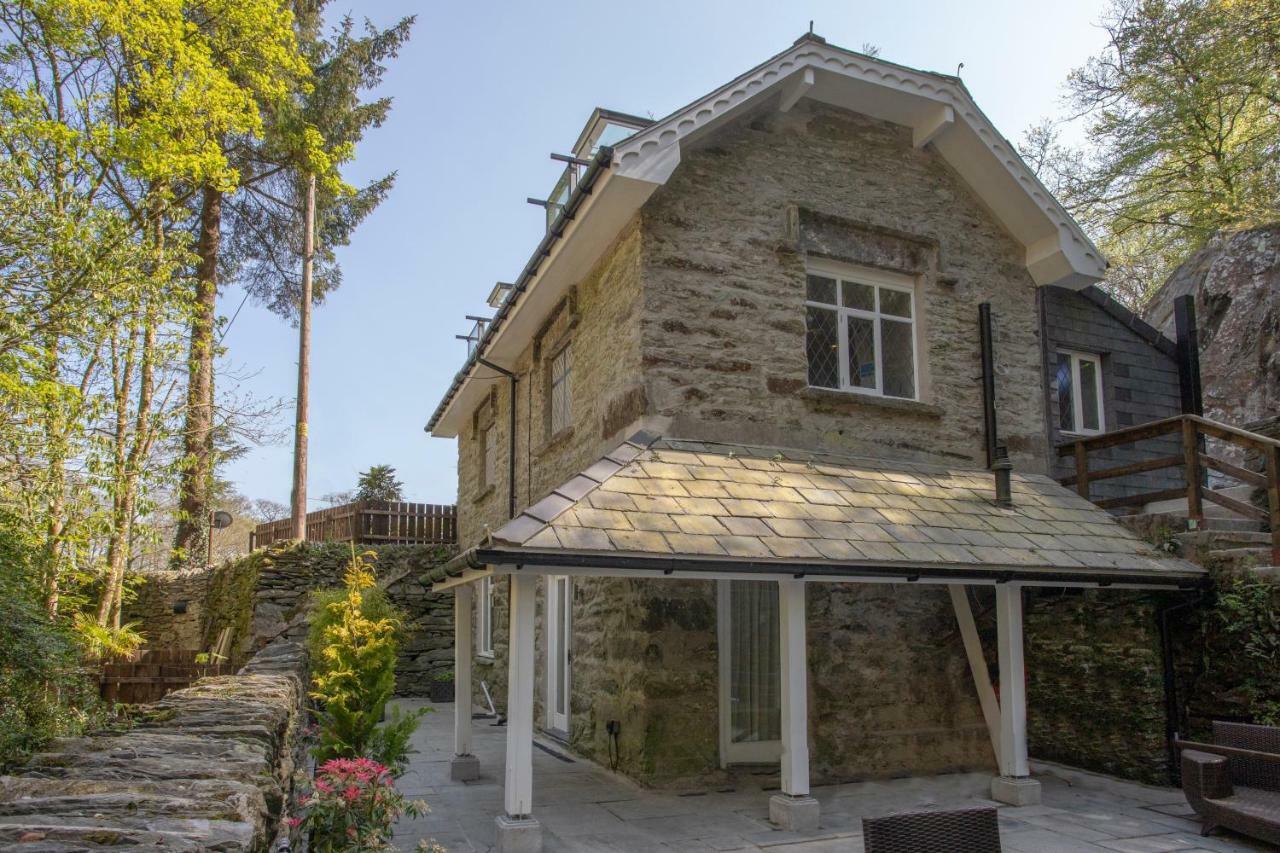 Aberdunant Hall Hotel